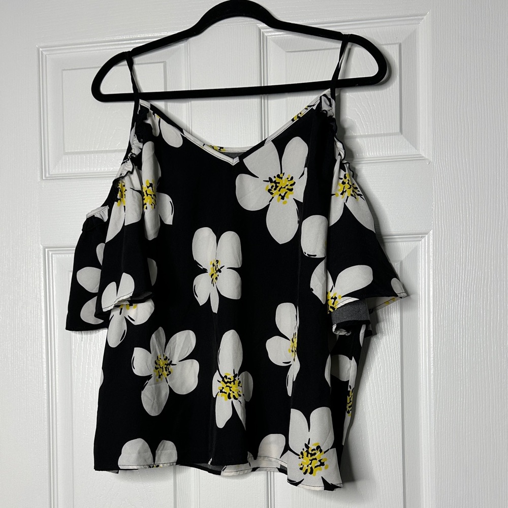 Elegant Black and White Floral Women's Blouse